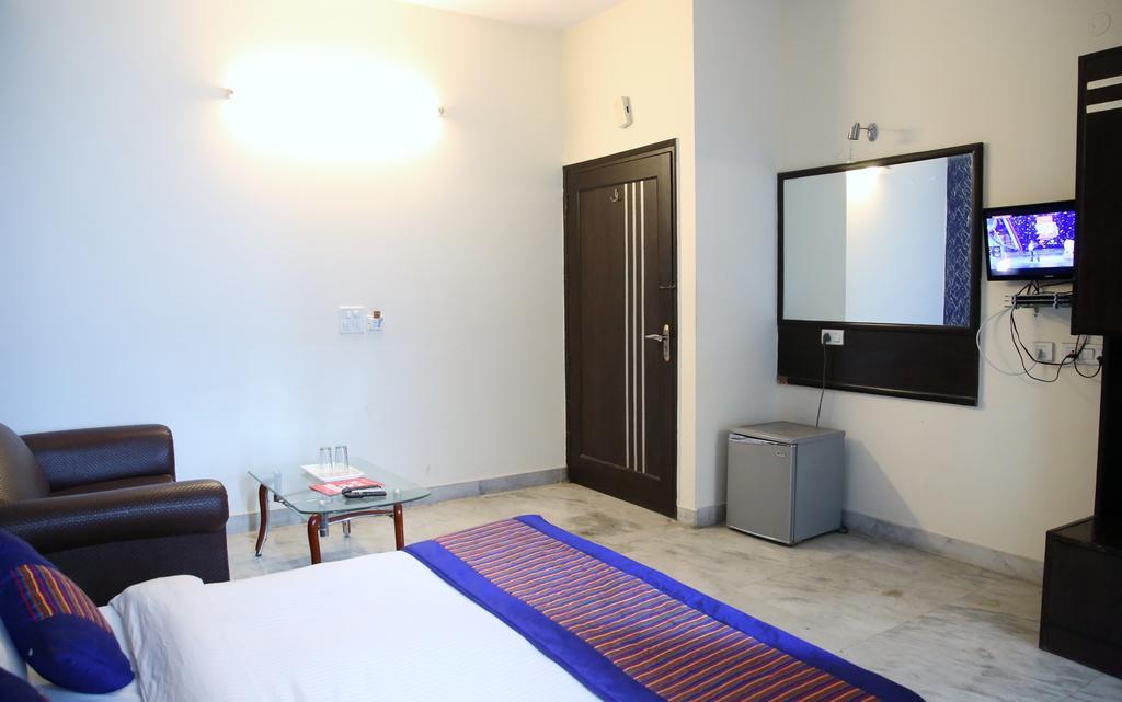 Hotel Mandakini Palace Delhi  Zimmer foto