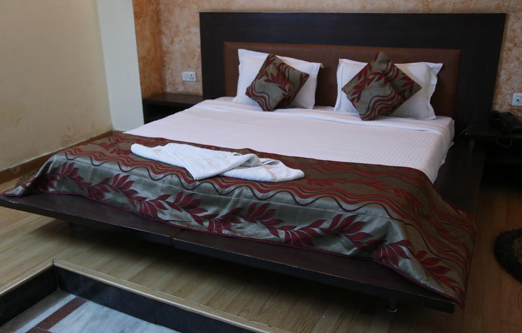 Hotel Mandakini Palace Delhi  Zimmer foto