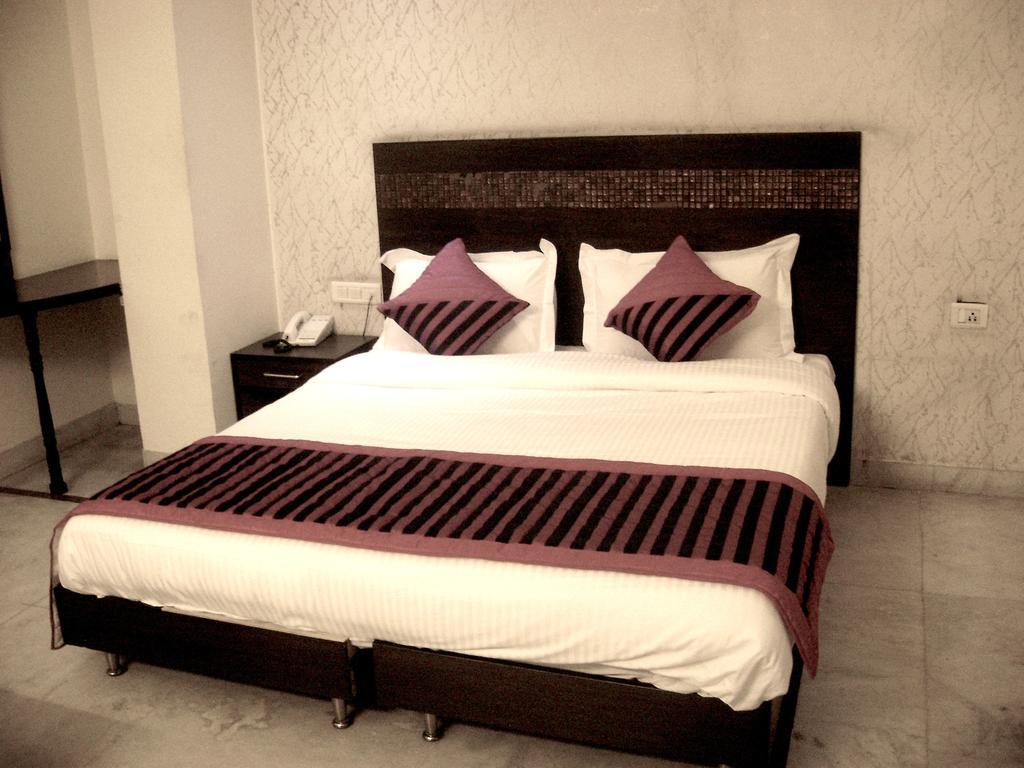 Hotel Mandakini Palace Delhi  Zimmer foto